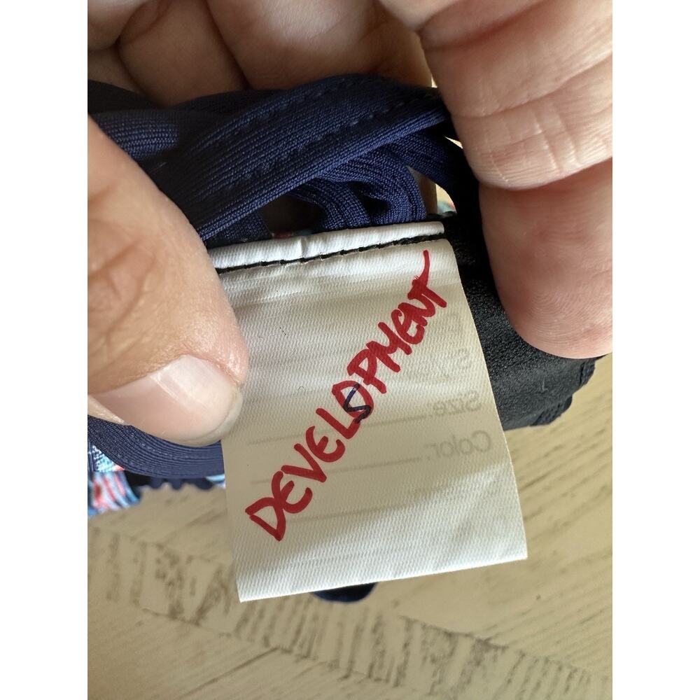 Development Racerback Tank Size S - Picture 3 of 3